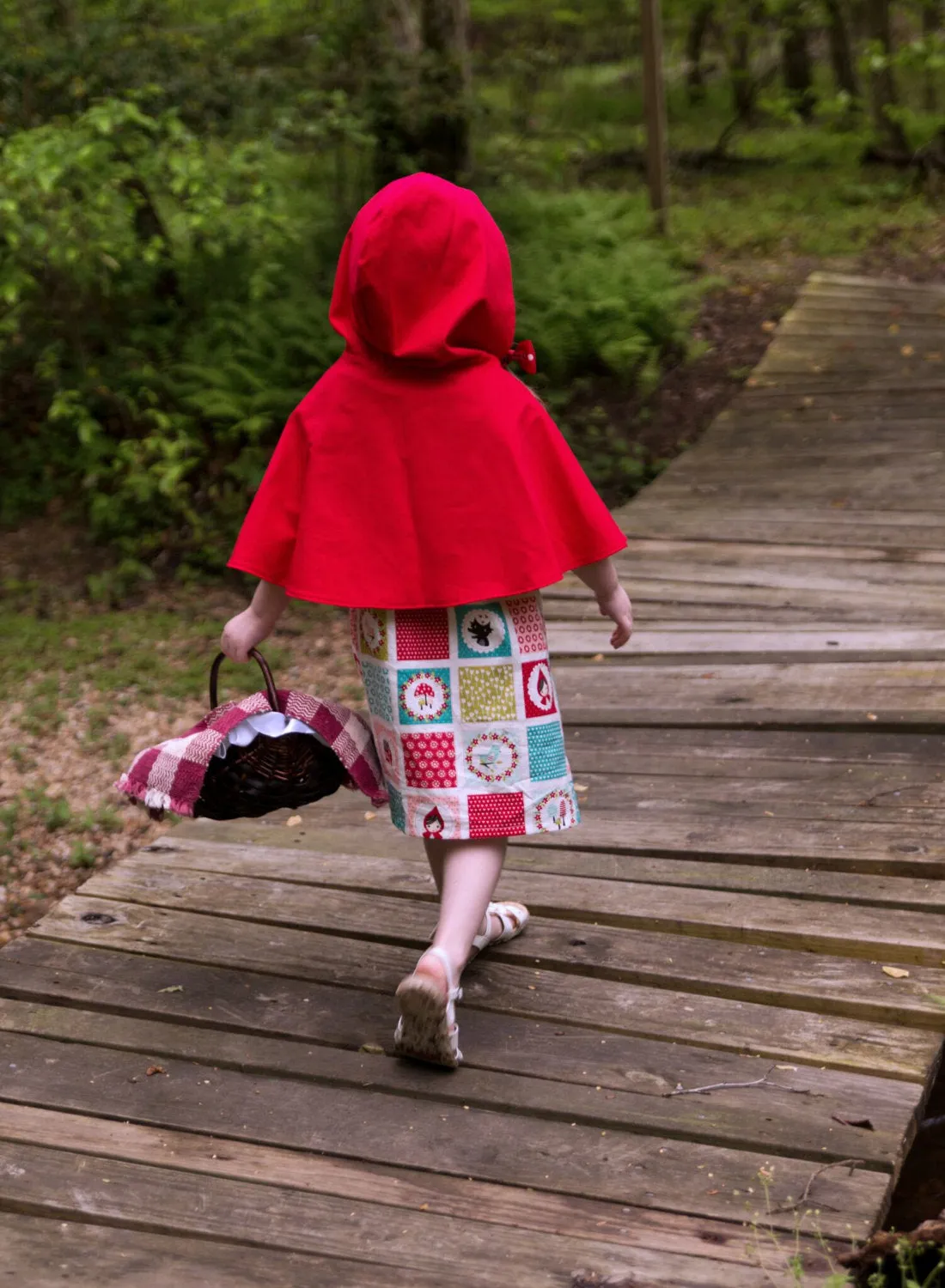 Cozy Red Cape for Girls