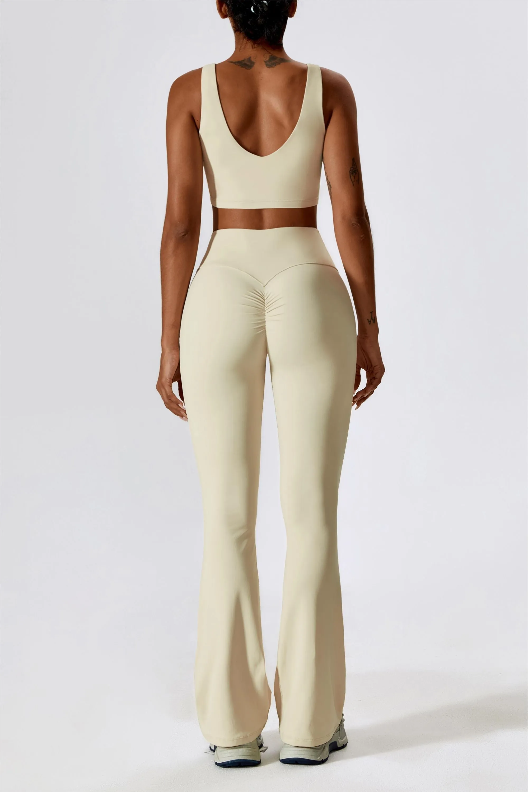 High-Rise Bootcut Flared Scrunch Bum Legging