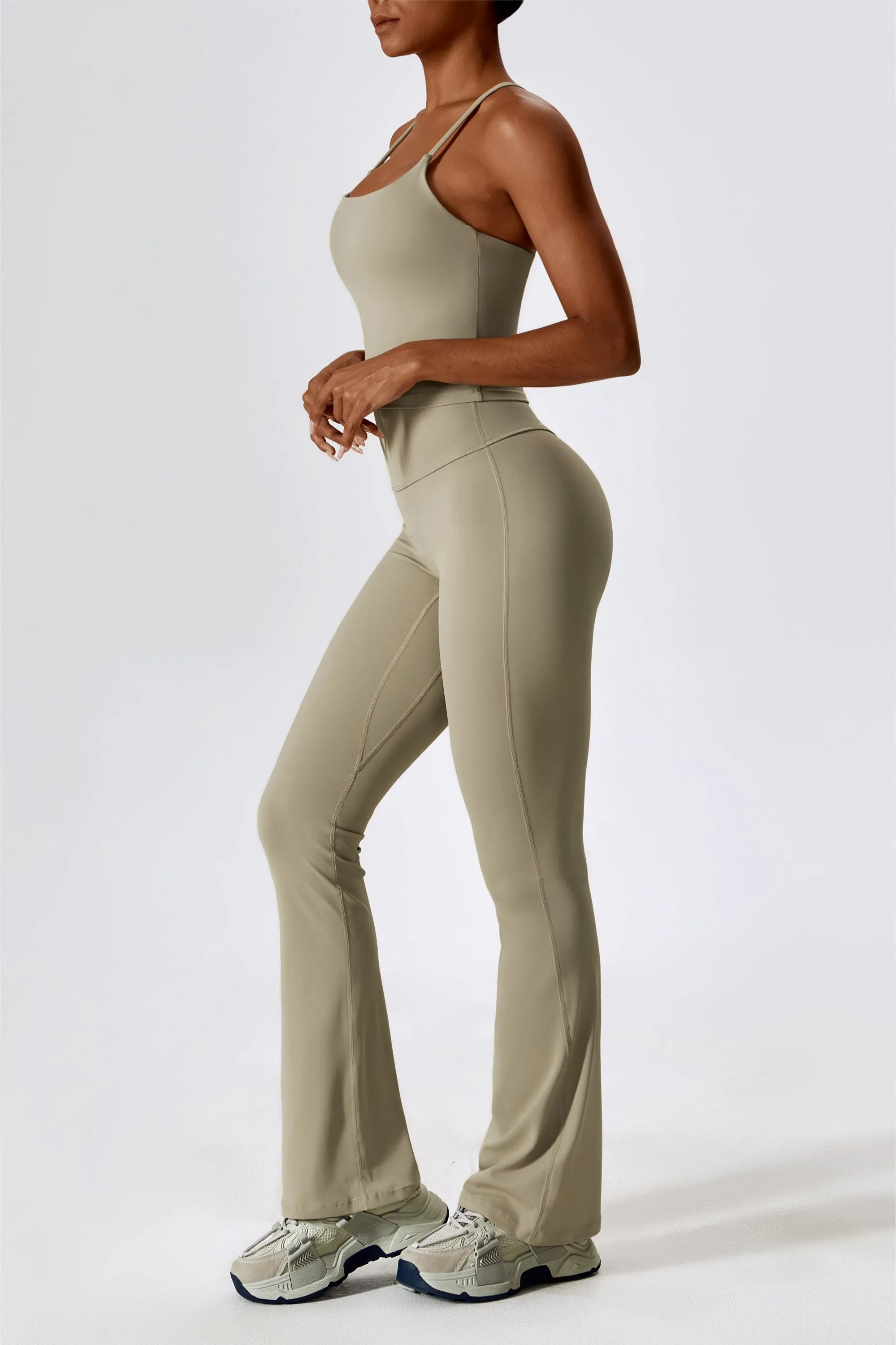 High-Rise Bootcut Flared Scrunch Bum Legging