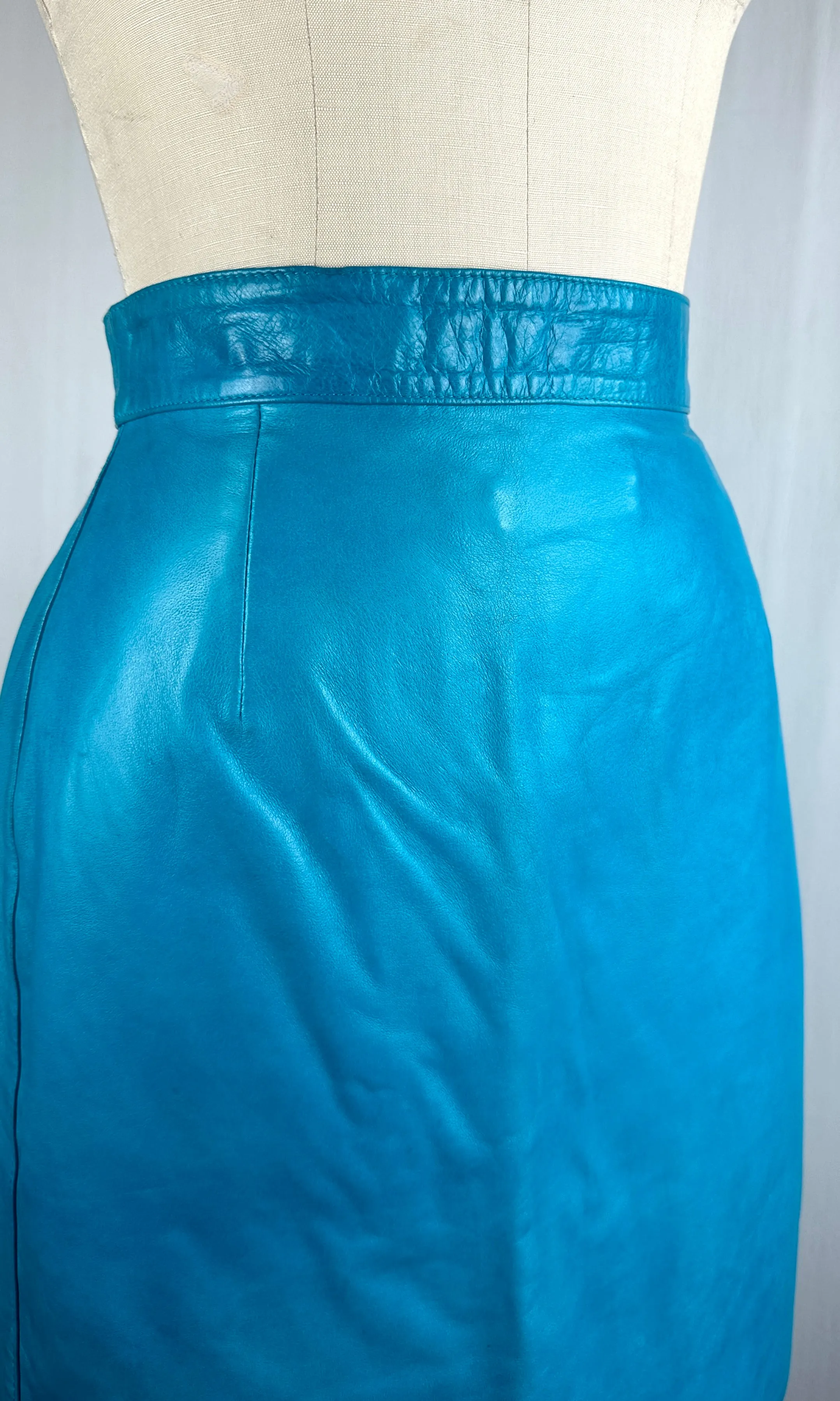 LOUIS FERAUD 80s Turquoise Pencil skirt • Medium