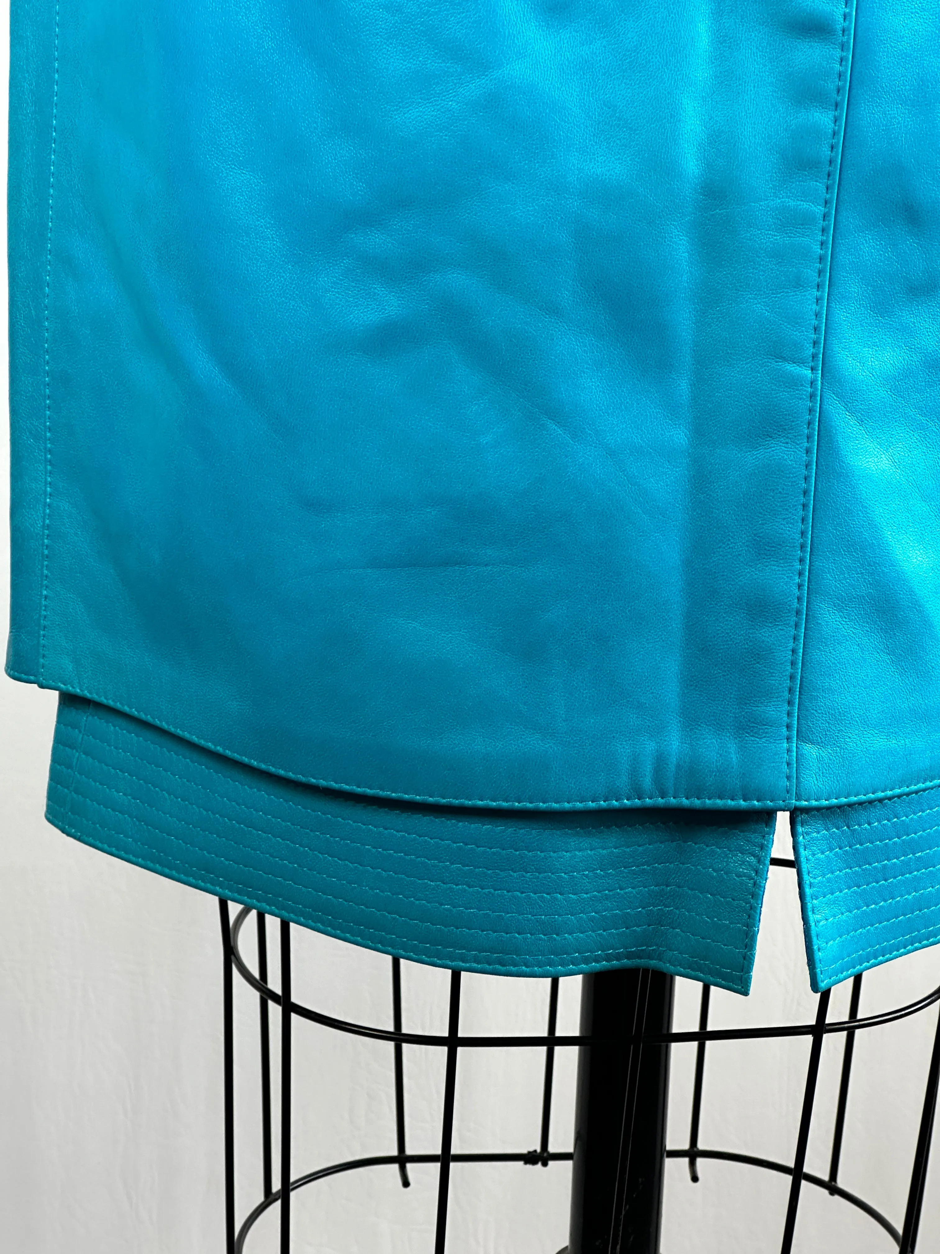 LOUIS FERAUD 80s Turquoise Pencil skirt • Medium