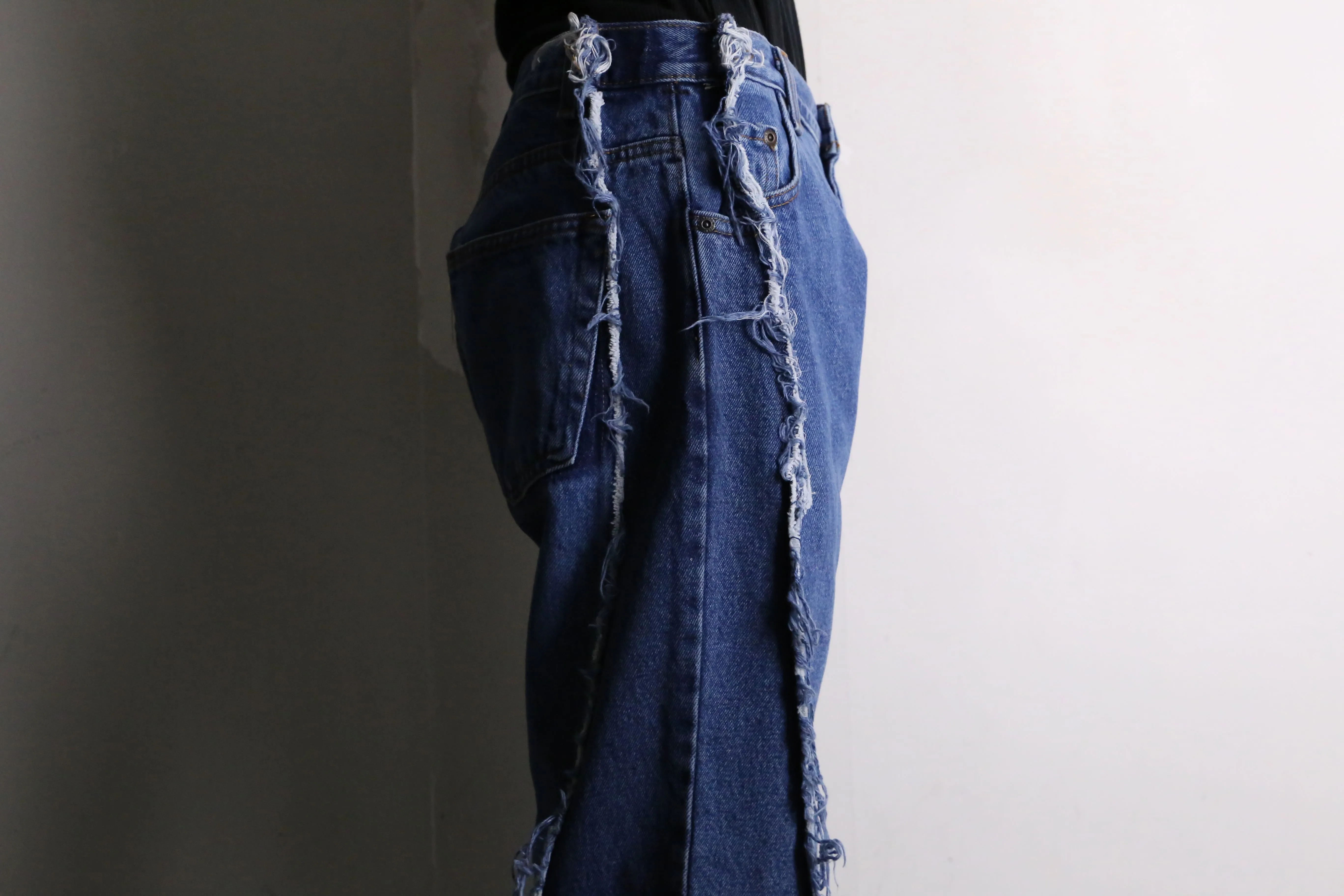 "Re:make" side docking flare denim