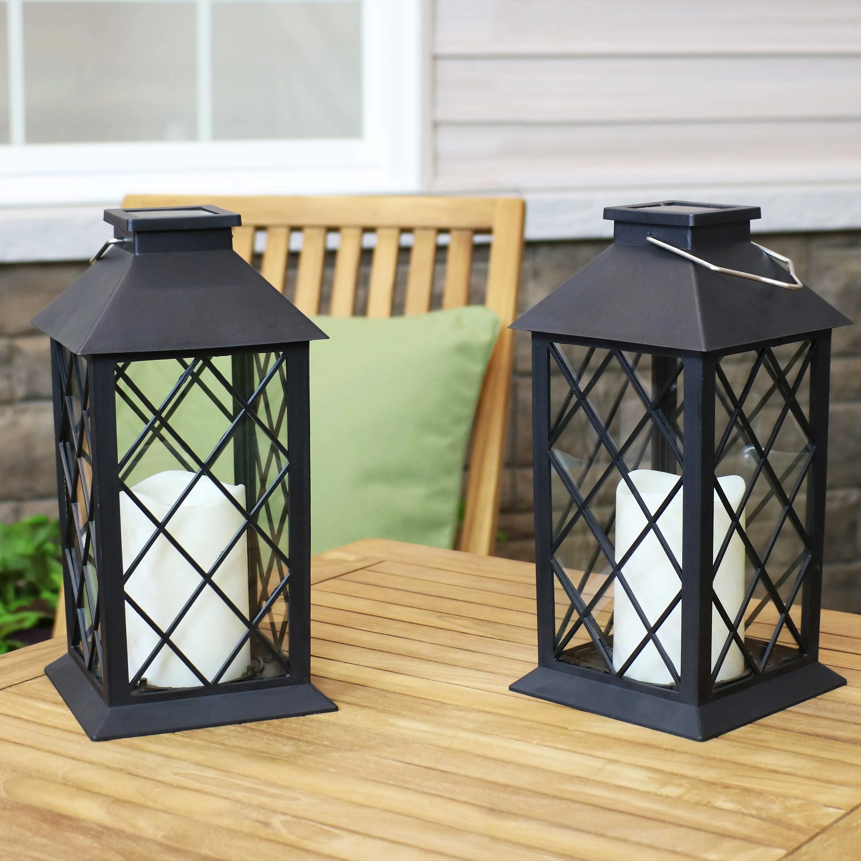 Sunnydaze Concord Outdoor Decorative Solar LED Candle Lantern